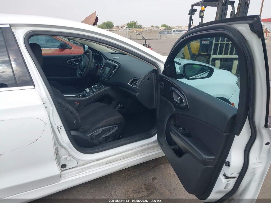 1C3CCCAB8FN646697 2015 CHRYSLER 200 photo no. 5