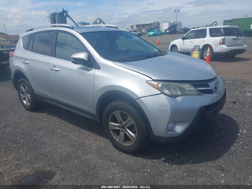 2T3RFREV7FW386211 2015 TOYOTA RAV4 photo no. 1