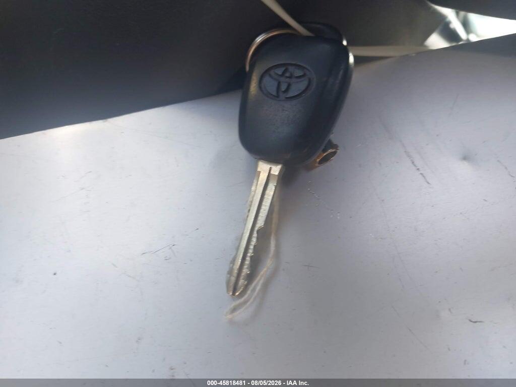 2T3RFREV7FW386211 2015 TOYOTA RAV4 photo no. 11