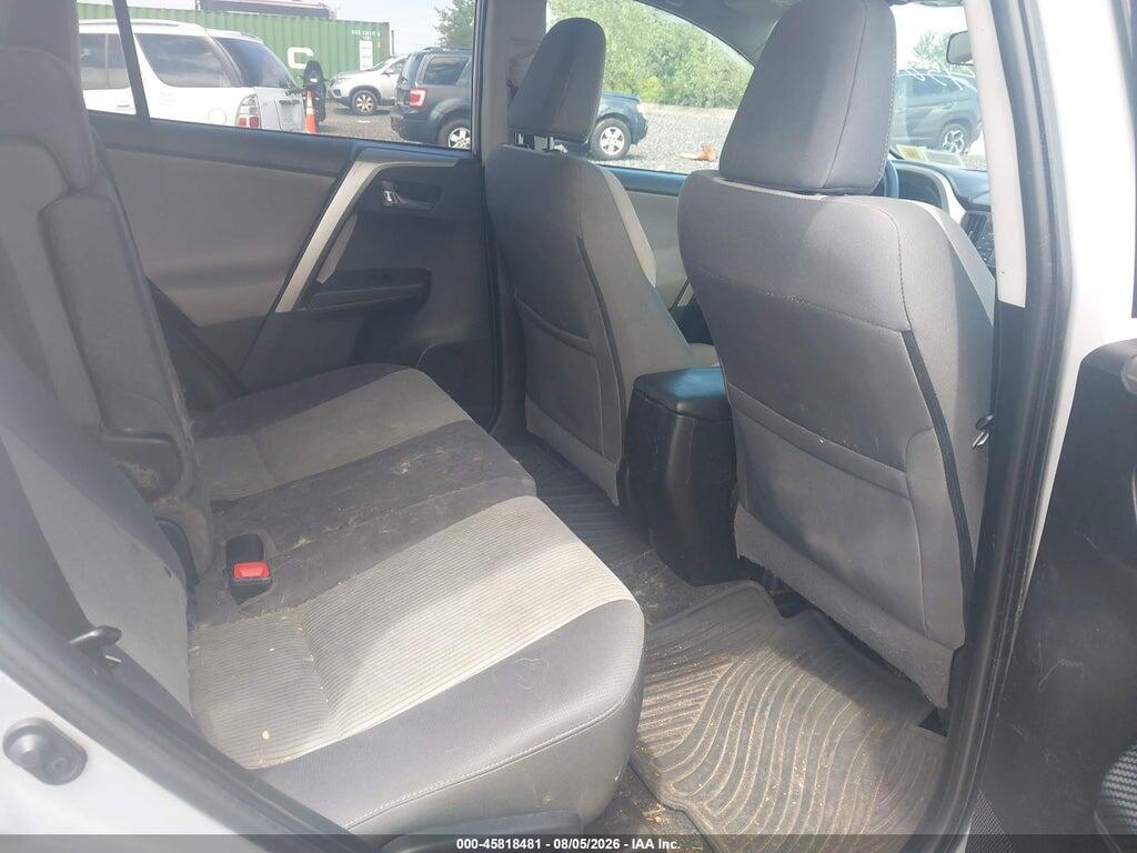 2T3RFREV7FW386211 2015 TOYOTA RAV4 photo no. 8