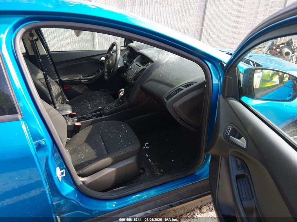 1FADP3K29FL301201 2015 FORD FOCUS photo no. 5