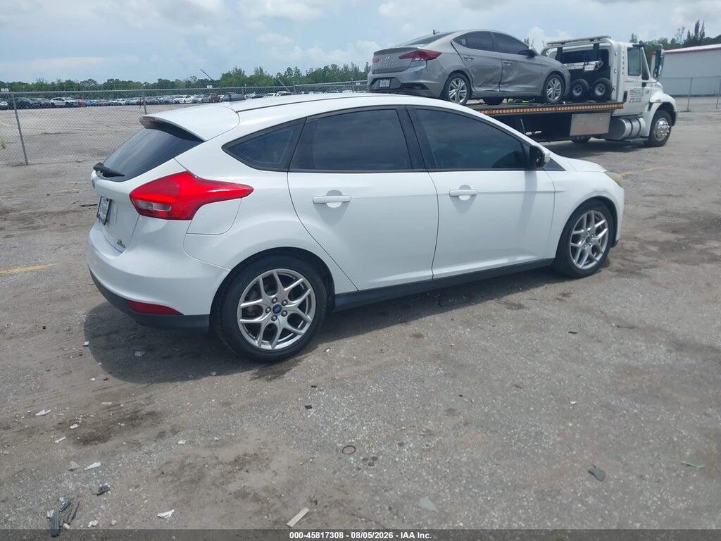 1FADP3K26FL227896 2015 FORD FOCUS photo no. 4