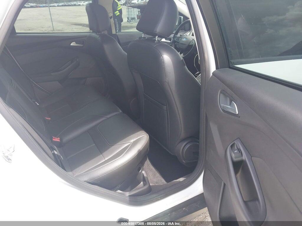 1FADP3K26FL227896 2015 FORD FOCUS photo no. 8