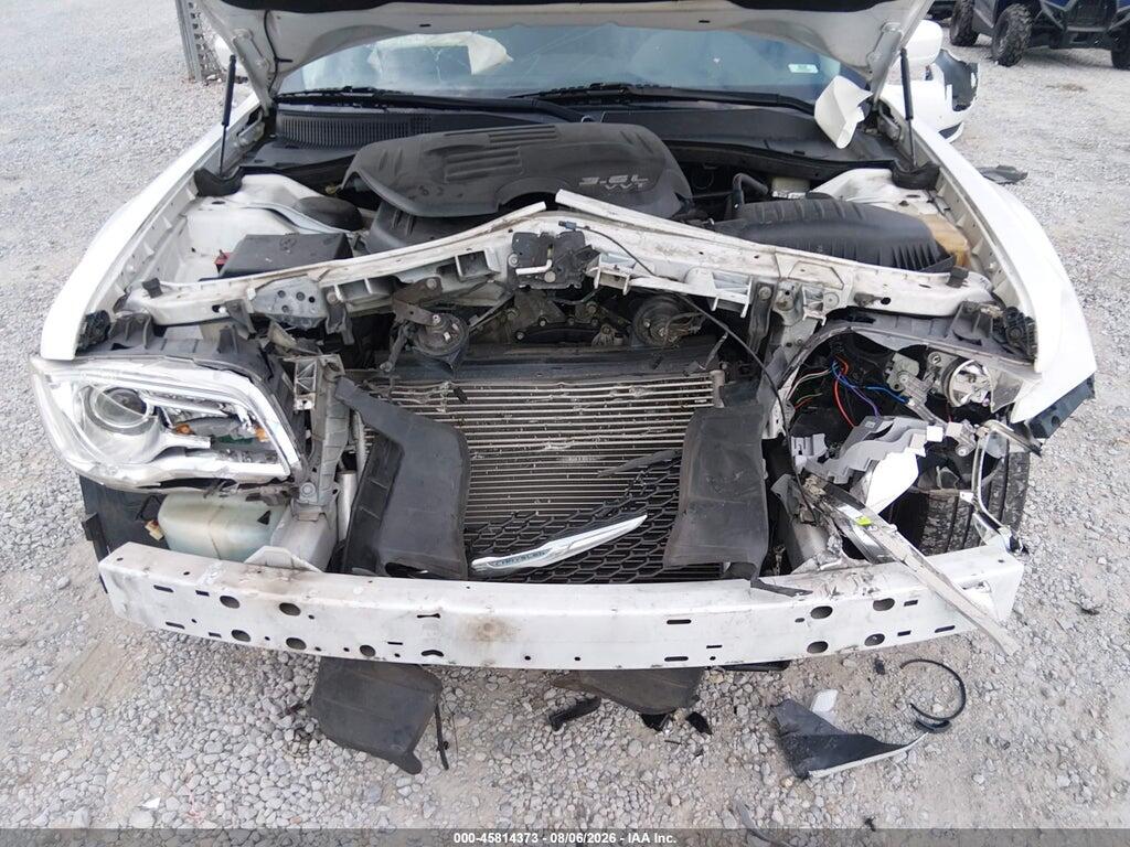 2C3CCAAGXFH769264 2015 CHRYSLER 300 photo no. 10