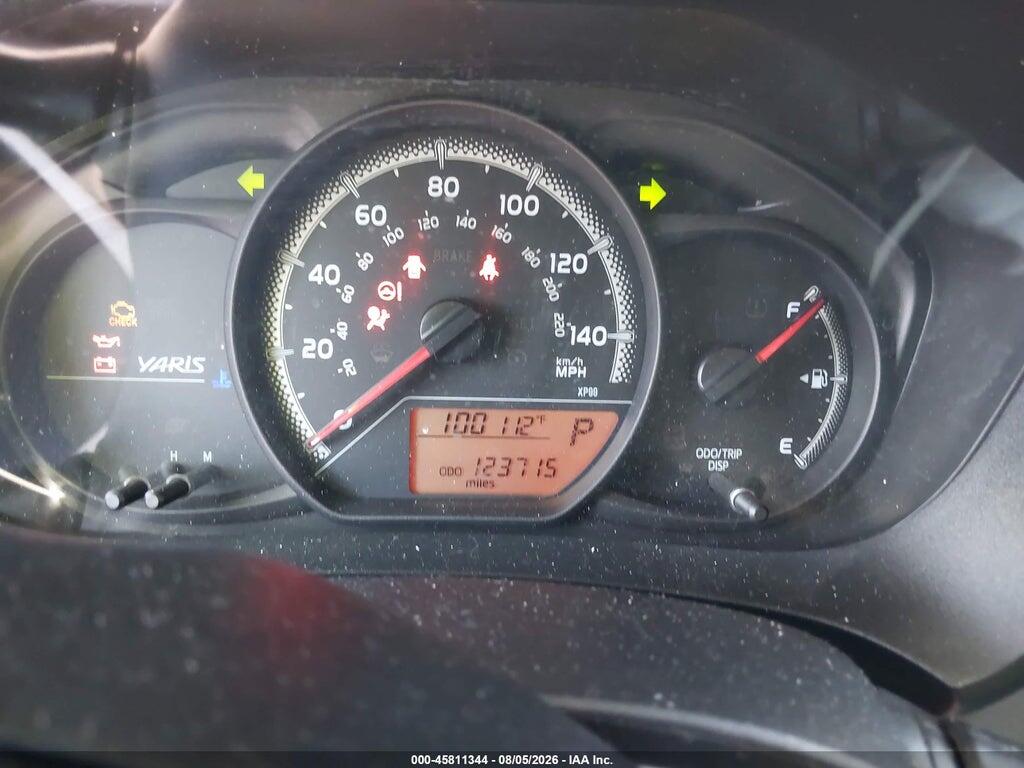VNKKTUD33FA030633 2015 TOYOTA YARIS photo no. 7