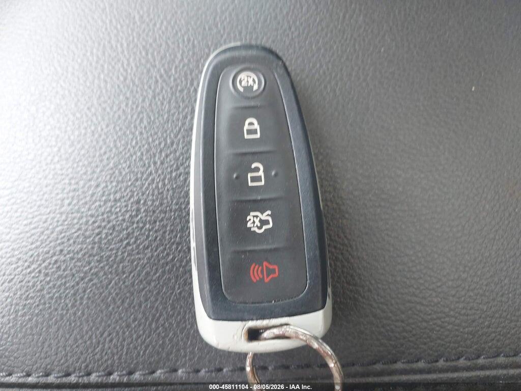 1FADP5BU4FL105115 2015 FORD C-MAX HYBRID photo no. 11
