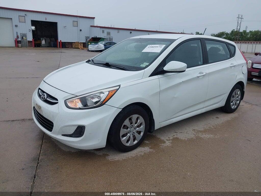 KMHCT5AE7FU201404 2015 HYUNDAI ACCENT photo no. 2