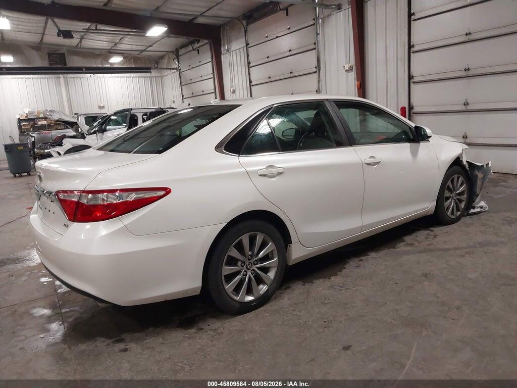 4T1BF1FK8FU985506 2015 TOYOTA CAMRY photo no. 4