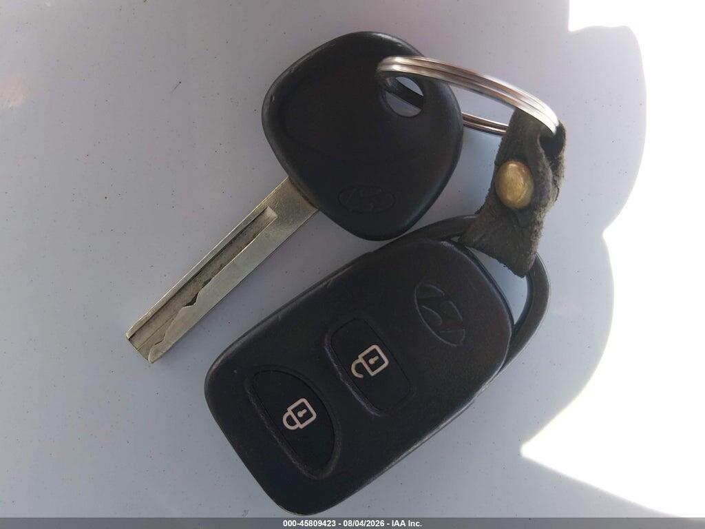 KMHCT5AE8FU215621 2015 HYUNDAI ACCENT photo no. 11