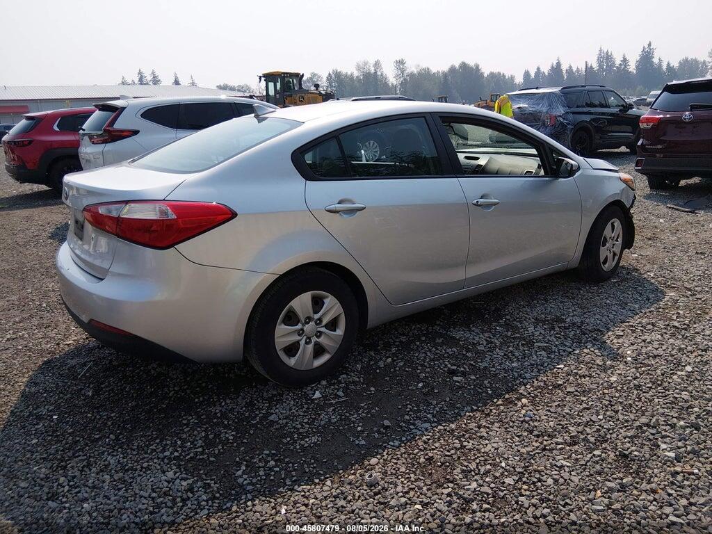 KNAFK4A63F5314376 2015 KIA FORTE photo no. 4