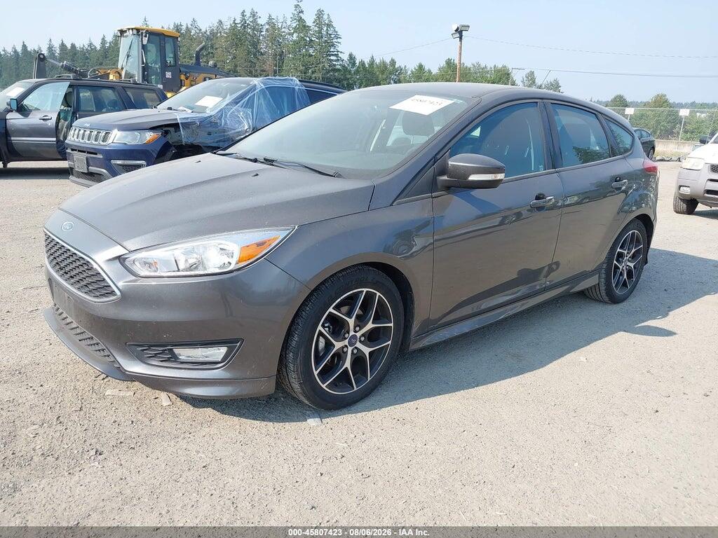 1FADP3K2XFL211393 2015 FORD FOCUS photo no. 2