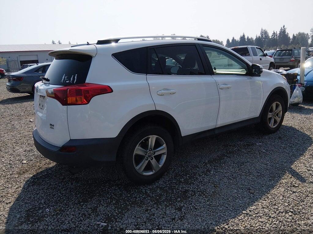 2T3RFREV5FW303651 2015 TOYOTA RAV4 photo no. 4