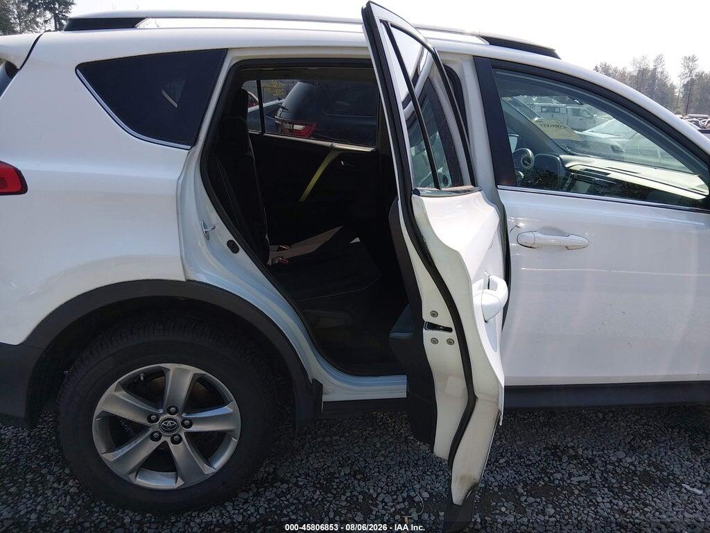 2T3RFREV5FW303651 2015 TOYOTA RAV4 photo no. 8
