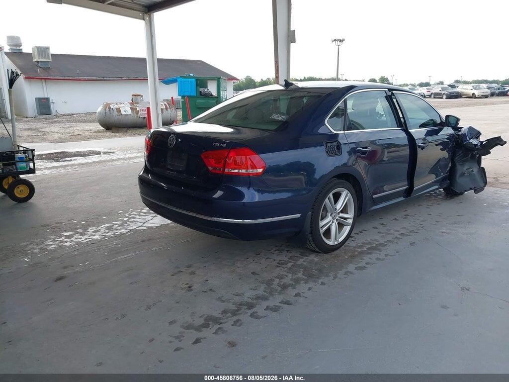 1VWBT7A31FC066109 2015 VOLKSWAGEN PASSAT photo no. 4