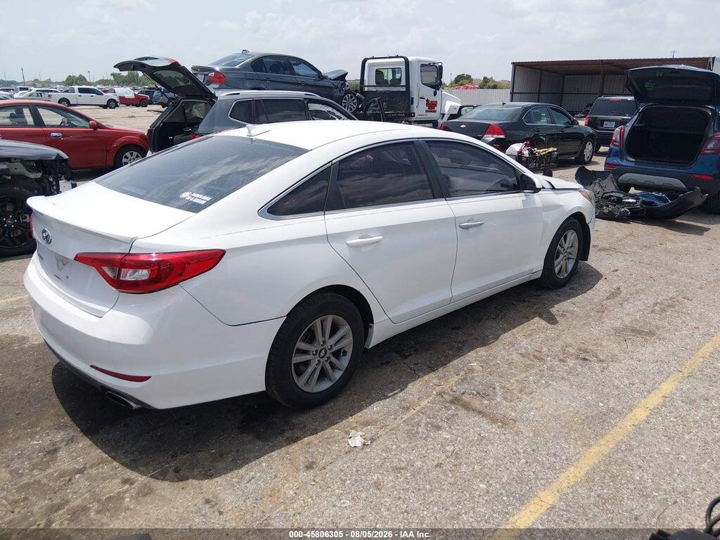 5NPE24AF0FH123724 2015 HYUNDAI SONATA photo no. 4