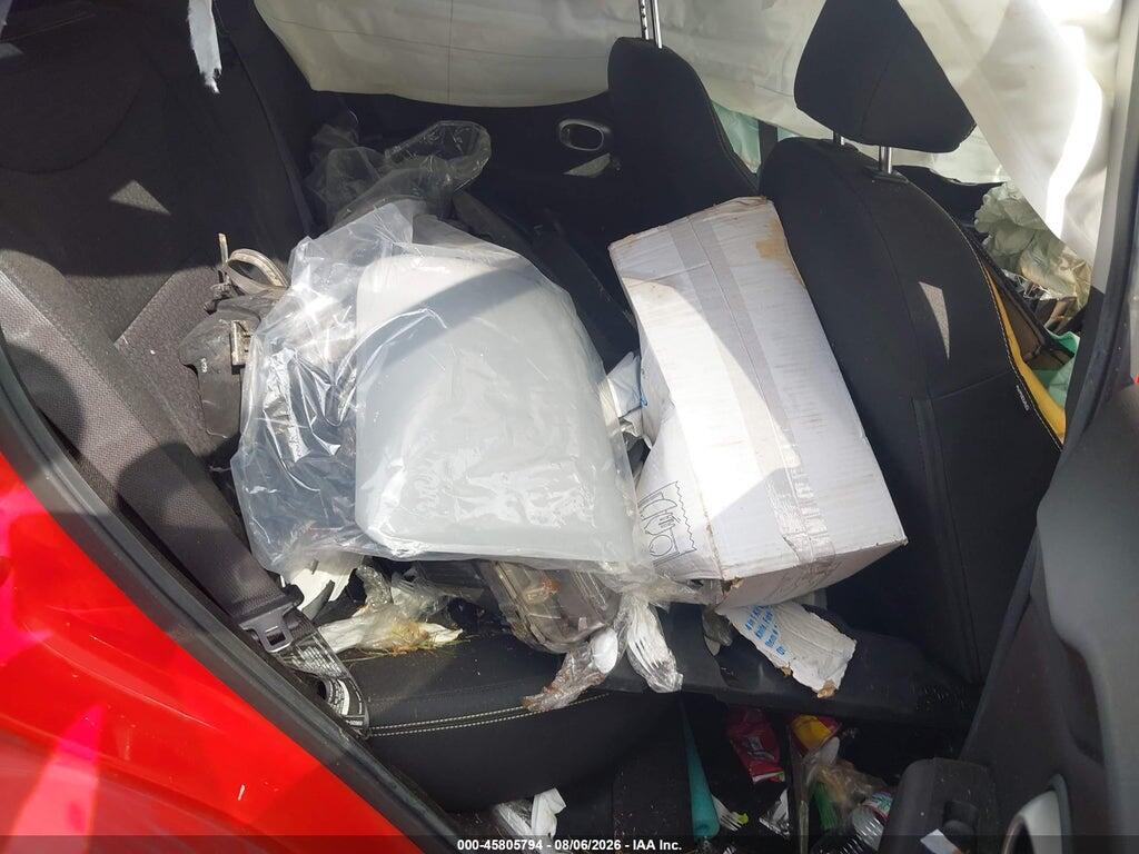 KNDJP3A58F7814716 2015 KIA SOUL photo no. 5