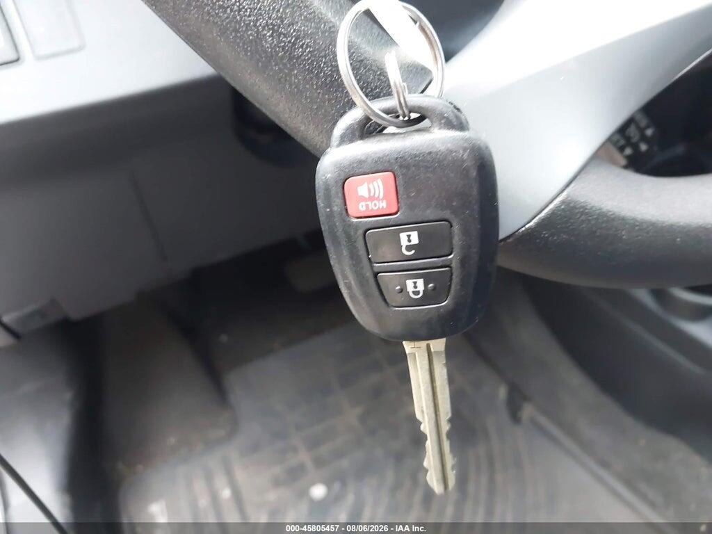 JTDKDTB31F1583610 2015 TOYOTA PRIUS C photo no. 11