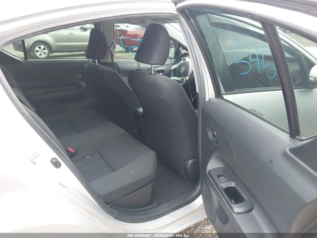 JTDKDTB31F1583610 2015 TOYOTA PRIUS C photo no. 8