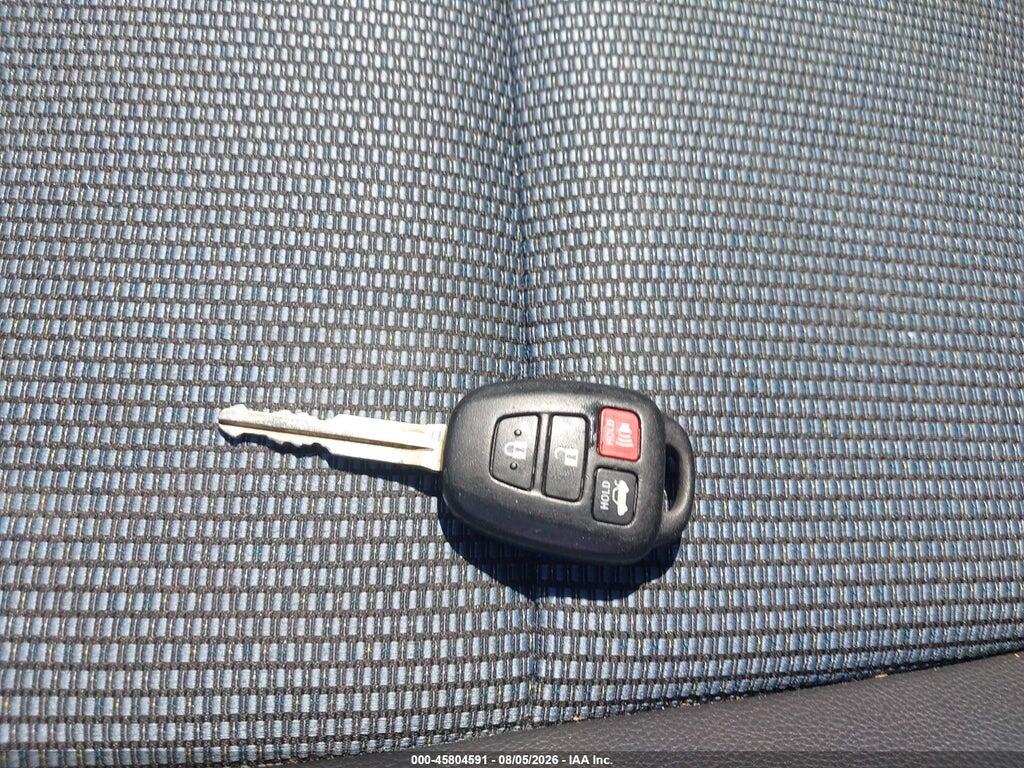 2T1BURHE3FC452623 2015 TOYOTA COROLLA photo no. 11