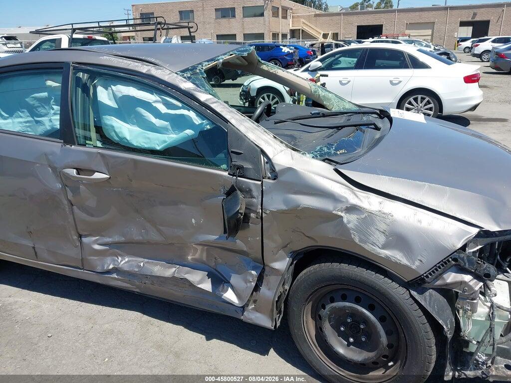 5YFBURHE7FP242834 2015 TOYOTA COROLLA photo no. 6