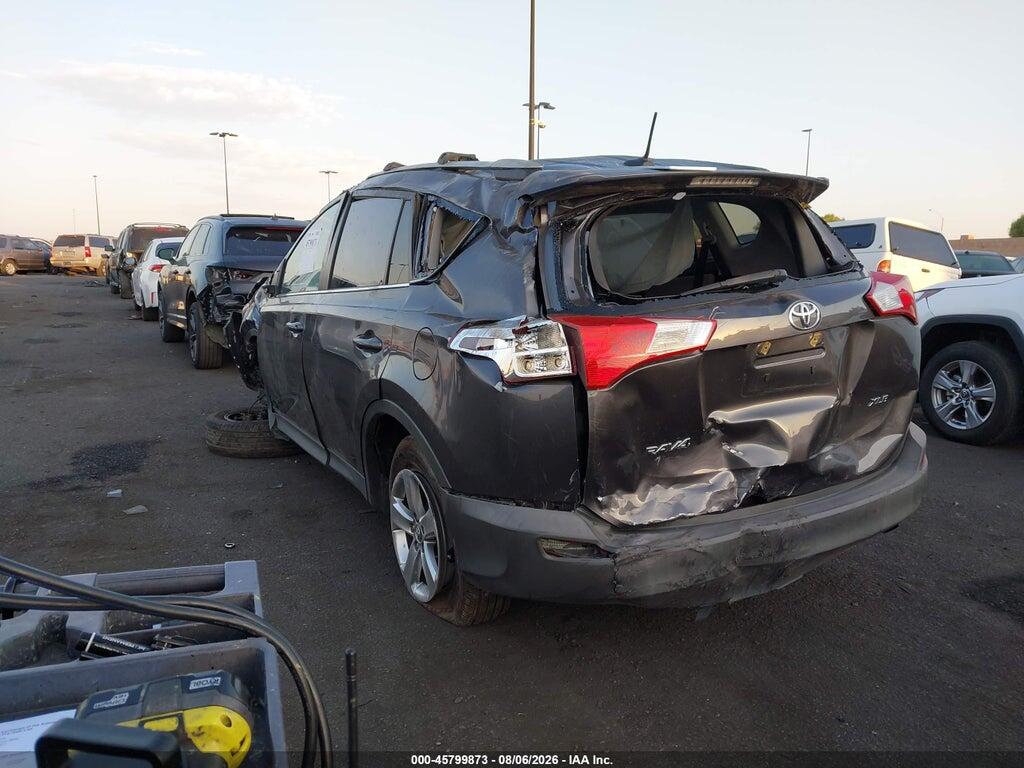 2T3WFREV8FW197795 2015 TOYOTA RAV4 photo no. 3