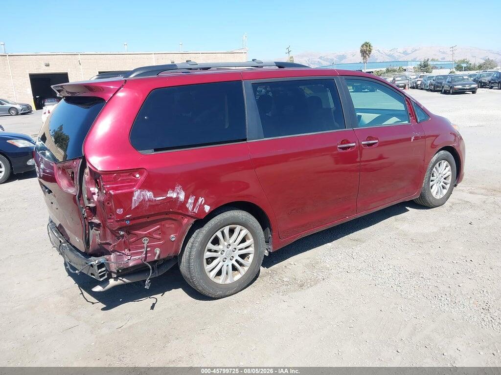 5TDYK3DC9FS672437 2015 TOYOTA SIENNA photo no. 4