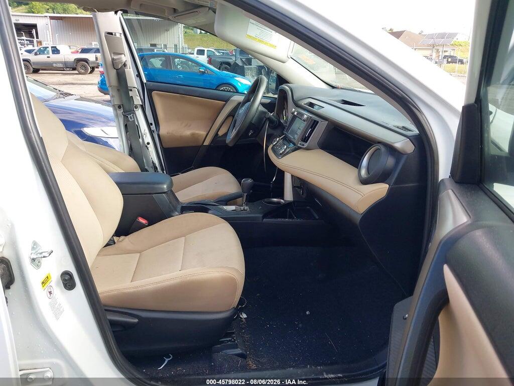 2T3RFREV0FW234111 2015 TOYOTA RAV4 photo no. 5
