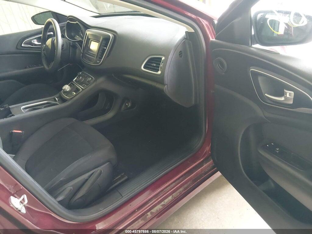 1C3CCCAB0FN685719 2015 CHRYSLER 200 photo no. 5