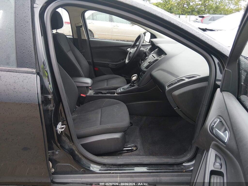 1FADP3K2XFL385139 2015 FORD FOCUS photo no. 5