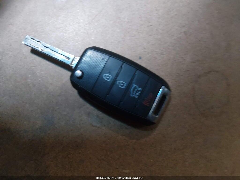 KNDJP3A59F7768586 2015 KIA SOUL photo no. 11