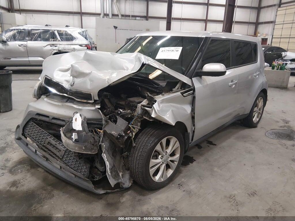 KNDJP3A59F7768586 2015 KIA SOUL photo no. 2