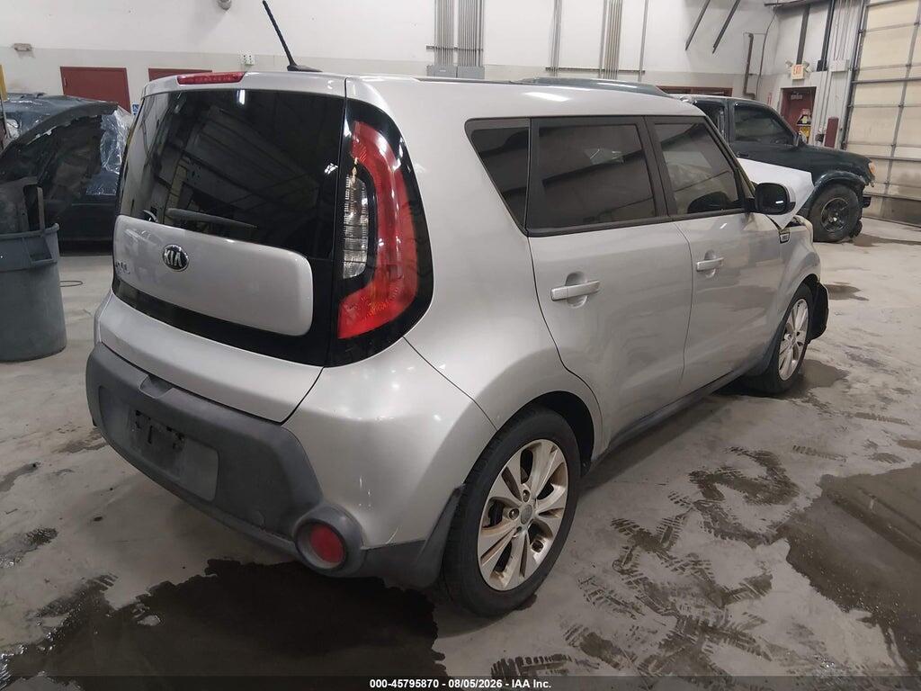 KNDJP3A59F7768586 2015 KIA SOUL photo no. 4