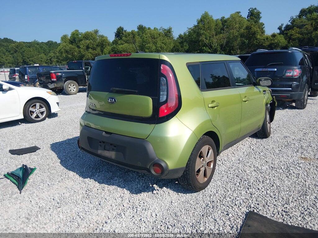KNDJN2A29F7775799 2015 KIA SOUL photo no. 4