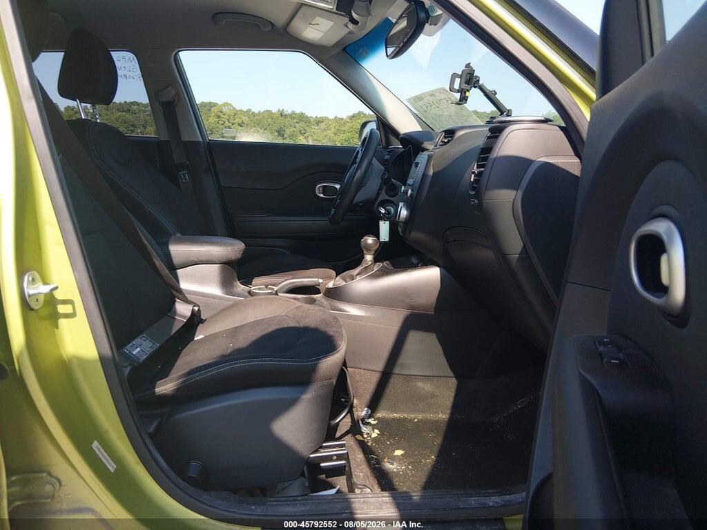 KNDJN2A29F7775799 2015 KIA SOUL photo no. 5