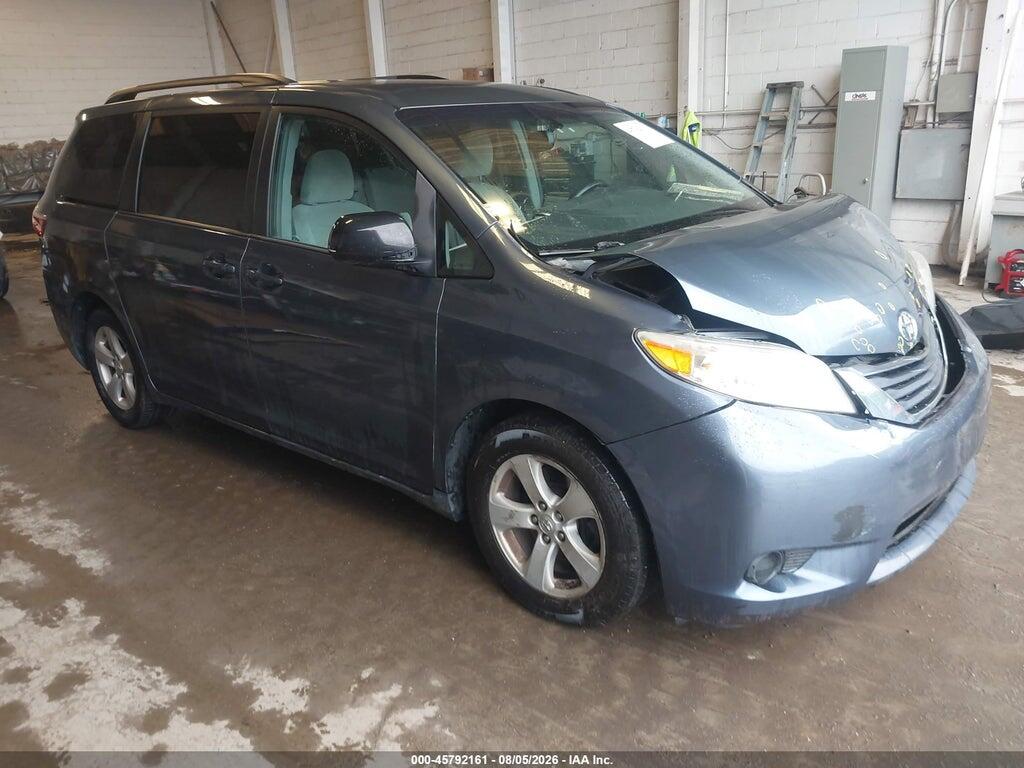 5TDKK3DC6FS568199 2015 TOYOTA SIENNA photo no. 1