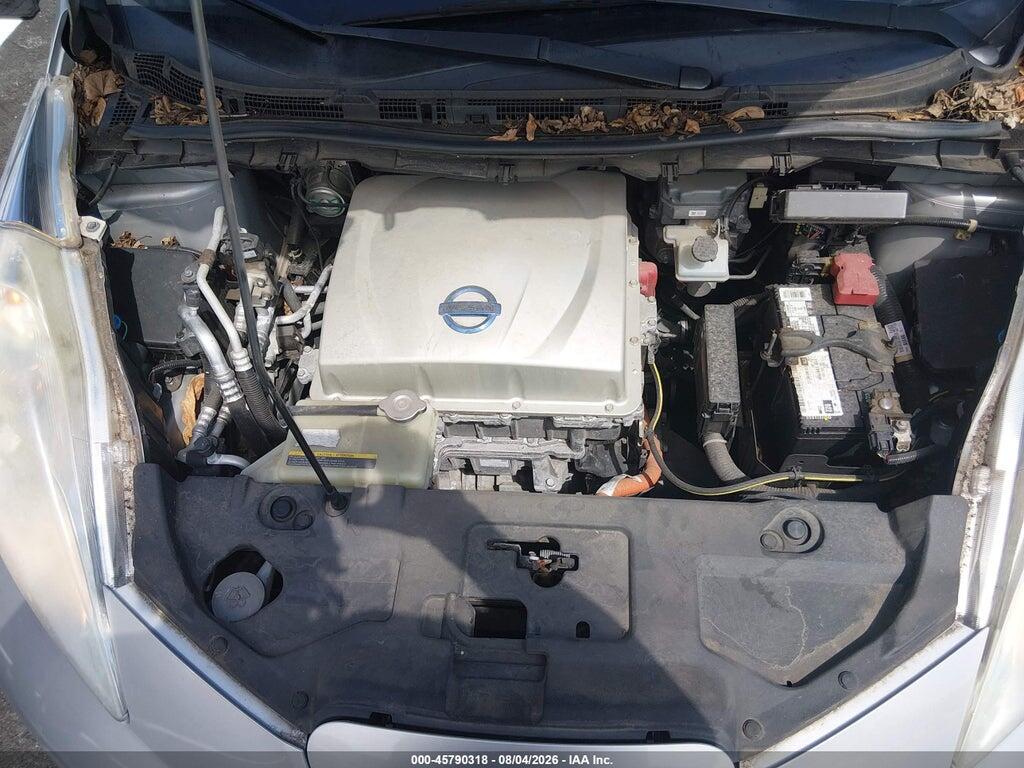 1N4AZ0CP9FC320451 2015 NISSAN LEAF photo no. 10