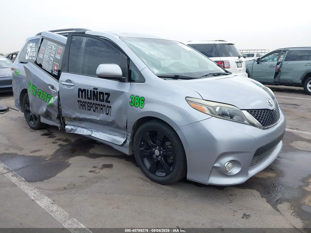 5TDXK3DC7FS528252 2015 TOYOTA SIENNA photo no. 1