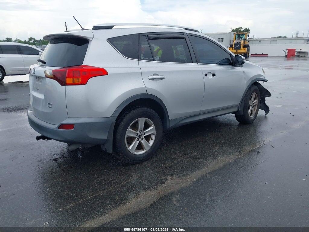 2T3RFREV2FW404355 2015 TOYOTA RAV4 photo no. 4
