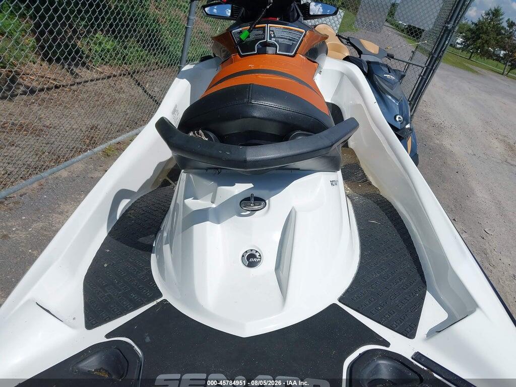 00000YDV78950F515 2015 SEADOO GTX 155 photo no. 5