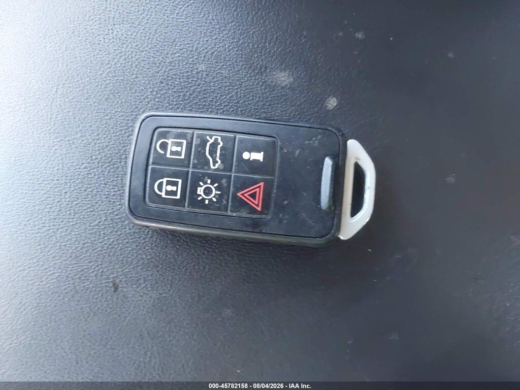YV4902ND2F1201008 2015 VOLVO XC70 photo no. 11