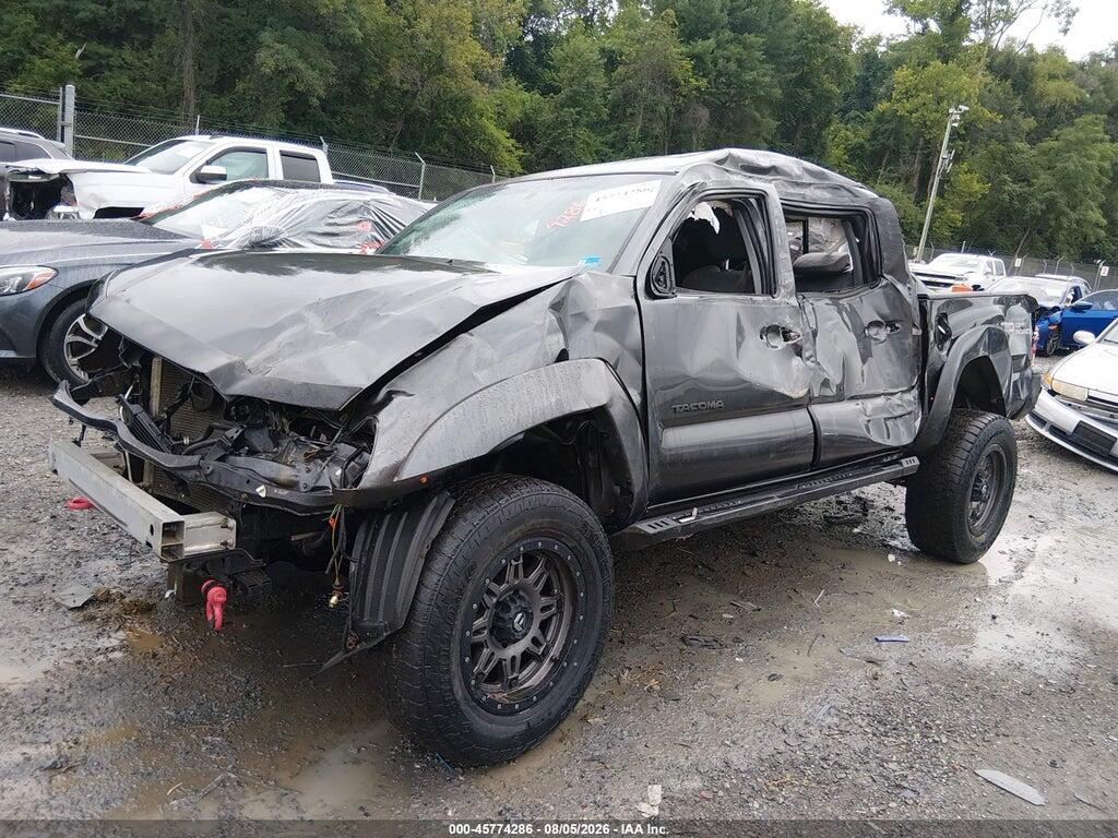3TMLU4EN1FM165574 2015 TOYOTA TACOMA photo no. 2