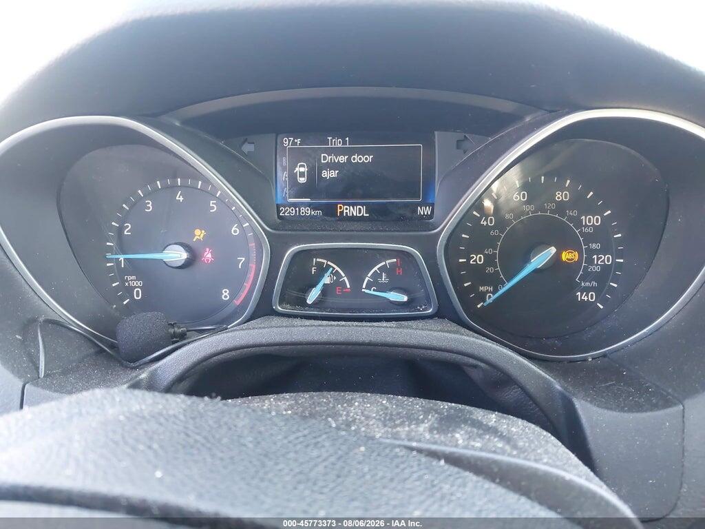 1FADP3K24FL252411 2015 FORD FOCUS photo no. 7