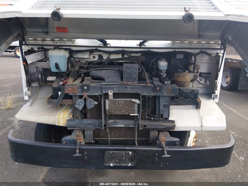 1FC3E4KL3FDA10424 2015 FORD E-450 STRIPPED photo no. 9