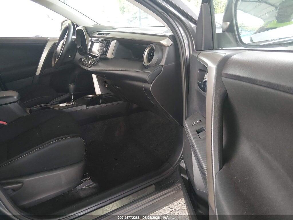 2T3RFREVXFW407908 2015 TOYOTA RAV4 photo no. 5