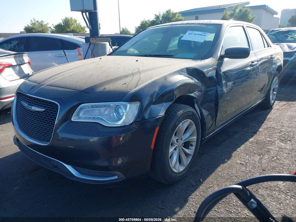 2C3CCAAG9FH932048 2015 CHRYSLER 300 photo no. 2