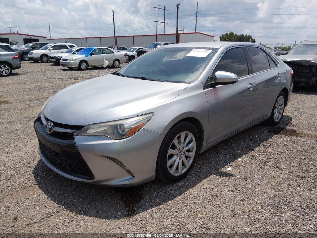 4T1BF1FKXFU877811 2015 TOYOTA CAMRY photo no. 2