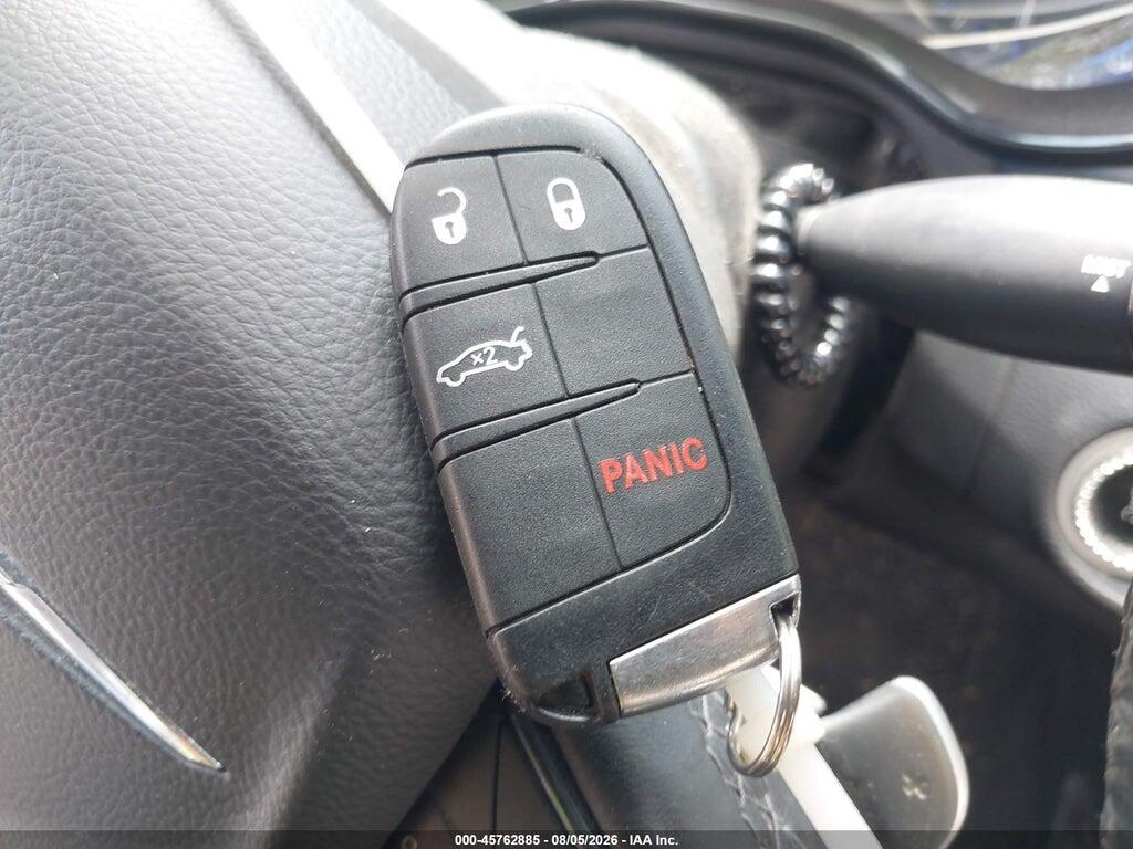 1C3CCCBBXFN662088 2015 CHRYSLER 200 photo no. 11
