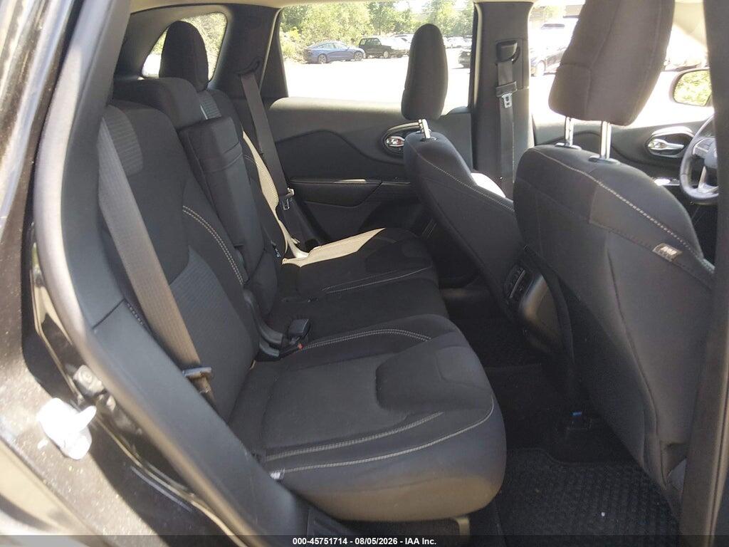 1C4PJMCB2FW512672 2015 JEEP CHEROKEE photo no. 8
