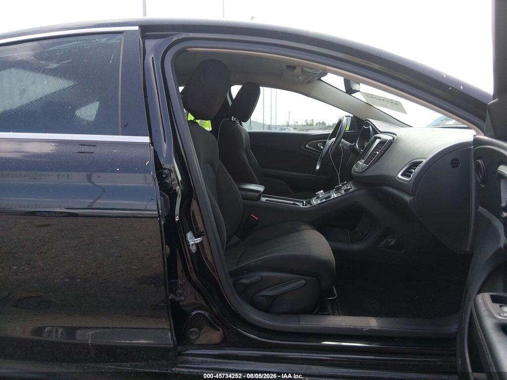 1C3CCCAB1FN635945 2015 CHRYSLER 200 photo no. 5