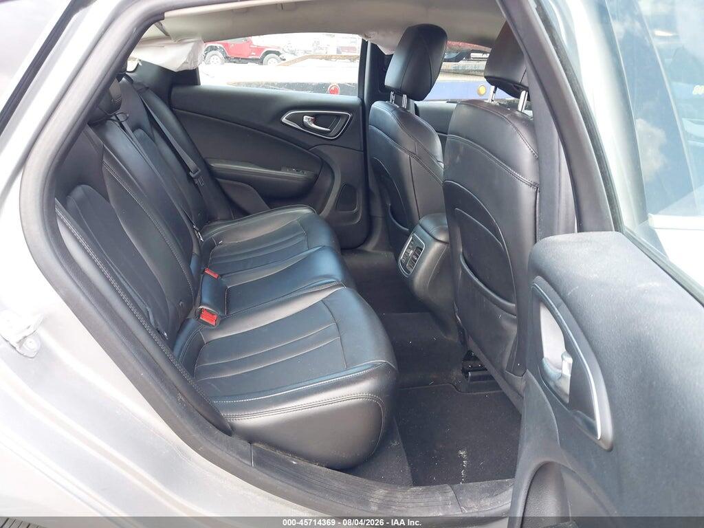 1C3CCCCGXFN519992 2015 CHRYSLER 200 photo no. 8
